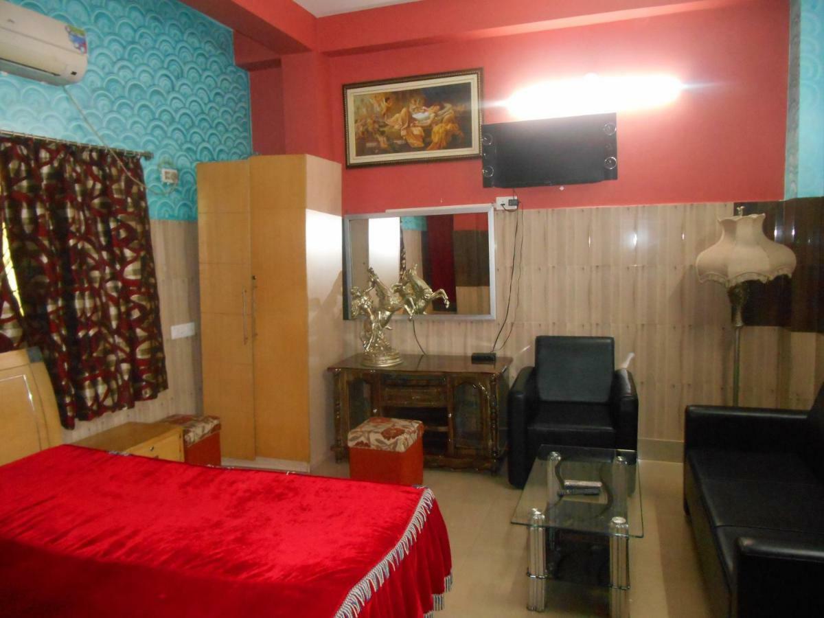 Hotel Surja Laxmi Raiganj Exterior photo
